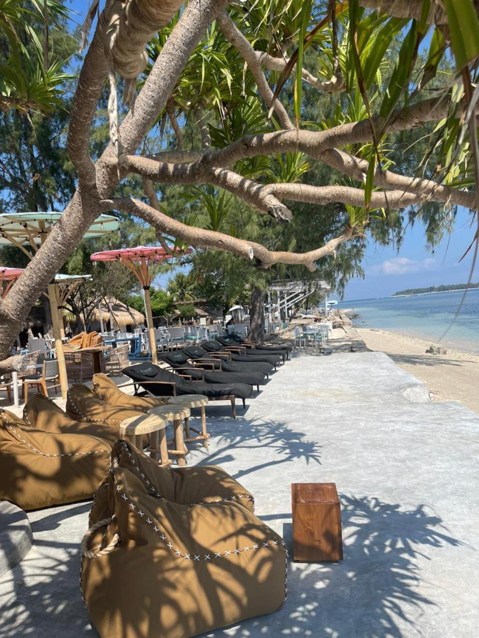 Playa Bonita Hotel & Beach Club Gili Air Extérieur photo